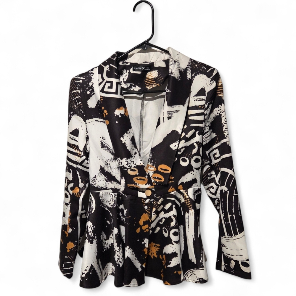 2 Piece Black and White Abstract Blazer & Shorts